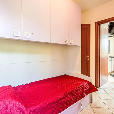 Holiday home Dolce By Interhome